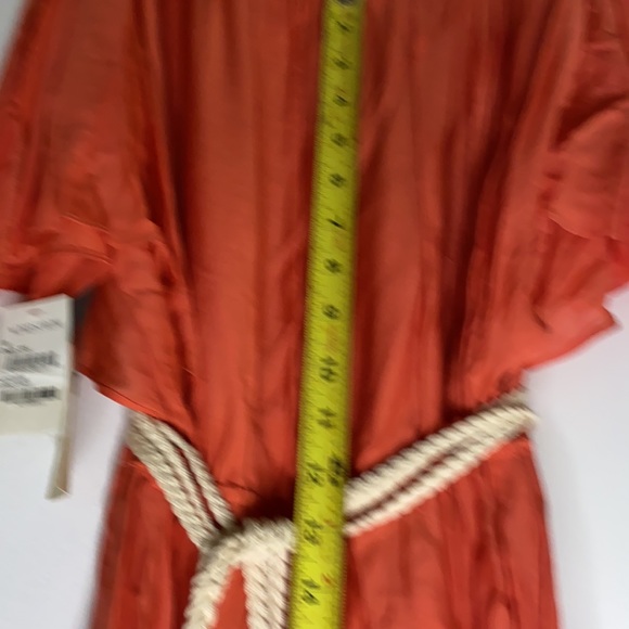 BNWT Hinge butterfly sleeve coral dress size M - Picture 8 of 9